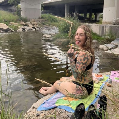 thesafehavennn's profile picture. 27 years, Canadian Gal Serving : Curves, Confidence and a Healthy Distraction. Here to tempt you with pleasures, and a sparkle of chaos. Lets chat x