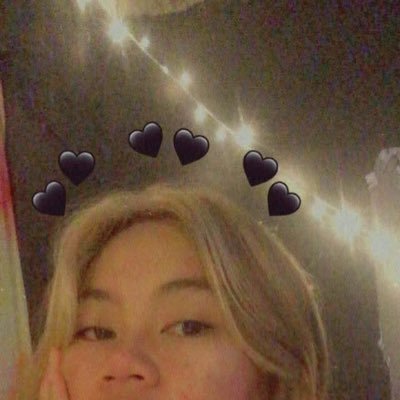 ~selling contents~ nudes, vcs and i also do costum vidss!!!!! also fund me some outfitsssss uwu /no bookings wtf?!/