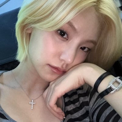 atsun0ir's profile picture. Only for Itzy ot5 | eng sp