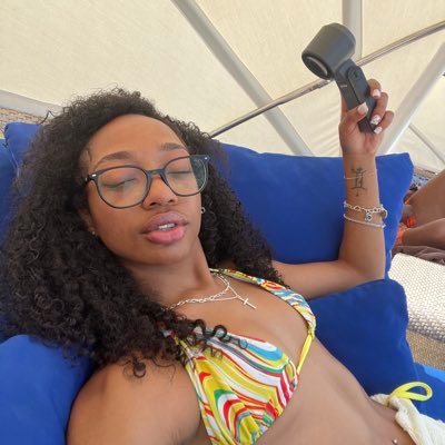 _miyaaahh's profile picture. ig: k.erielle | hu | she/her