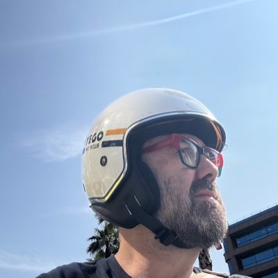 Building solutions in #NoCode with Frame, Bubble, FlutterFlow or WeWeb and enjoying life as much as possible. Whiskey & Cigar lover, proud father of 4 dogs.