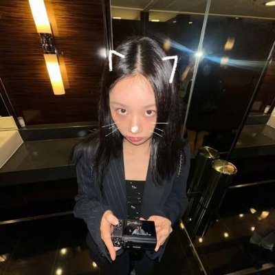 halinh0609's profile picture. 