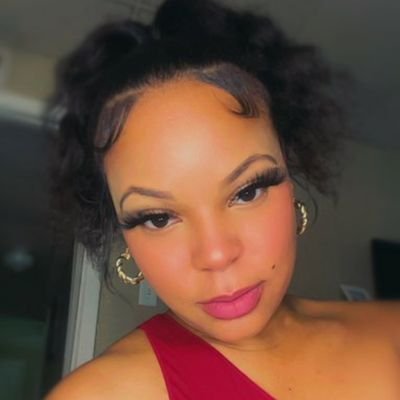 Available for facetime,meet up and contents 🔥