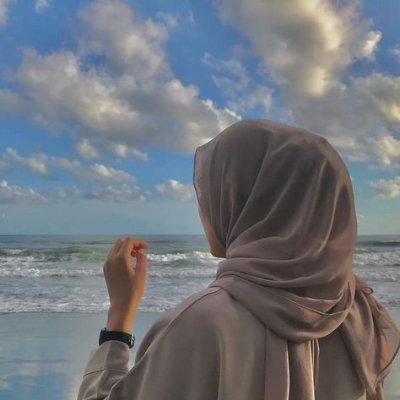 esra_fateen's profile picture. students of media