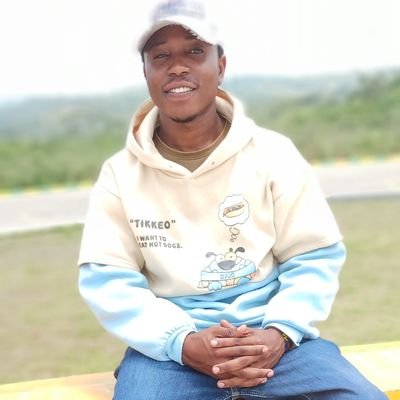 A God fearing gentleman, #CEO @Rwenzoristudent'sassociation and still a CEO of @mighereko_washing_ bay
CEO @migherekopropertyconsultants