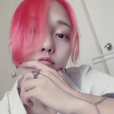 成人済み/め。→🦄>🐰>🎮/🐶🐱→マンチ くんか/同担🔺(DDのみ)/ドズル社/MEN>ぼん>おんりー/https://t.co/T92pY1f1kN APPLE🍏→🎸>🎹>🎤(箱)