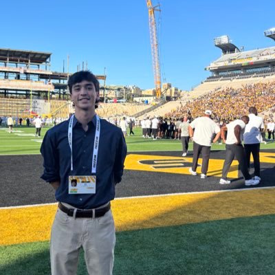 Student @mujschool | Recruiting/Football writer @RockMNation, @RockMplus | Editor @ComoSports