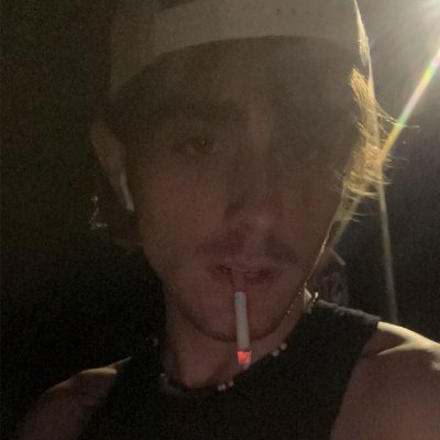 I’m Noah btw | Skater boy but with Heelies | 22 years of big swag | Comic Book Guy | I tweet too much |
