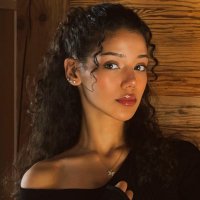 lia (@glowinkgs) 's Twitter Profile