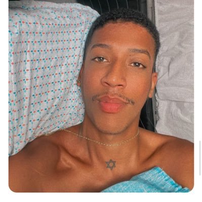 Santos4950Dias's profile picture. 