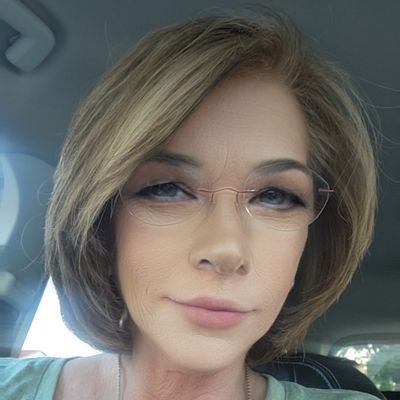 Proud American,Republican!! 🇺🇸 MAGA!!!!🇺🇸🇺🇸 NO DM'S!!!!!!. I follow back all Patroits 🇺🇸🇺🇸