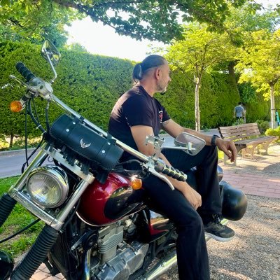 Nature lover | Calisthenics & Yoga enthusiast | Motorcycle rider