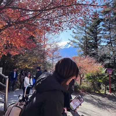 ting49144's profile picture. 