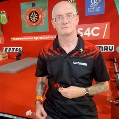 Barnsley FC #wintogether,Supporter of Help Harry Help Others,all views my own, #Daretodream,Noahs Ark Willenhall,MallardTelfordsuperleague, 976 days AF