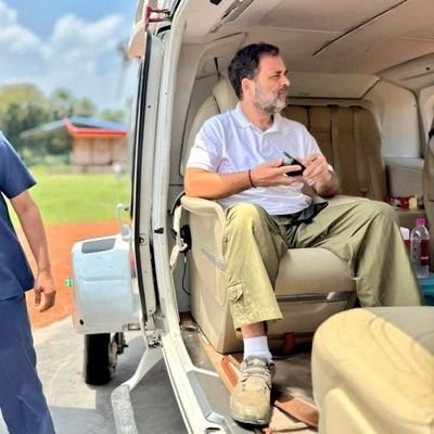 Proud Indian🇮🇳🇮🇳 || Engineer by Profession😎😎 || Congressi by choice❤️❤️ || Follow 🔥#Raga🔥 || KKR supporter || Gandhivadi❤️