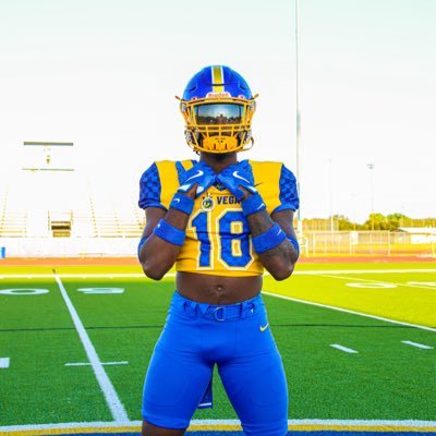 LaVega Student ath3lete 📚| 6’3|195| GPA:3.6|ATH|CO2027🎓| Waco TX| 40- 4.51|