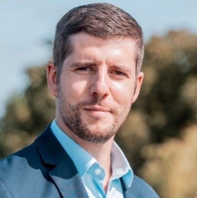 Ingénieur agronome - Conseiller municipal à @villedauxerre et communautaire à @aggloauxerrois - Premier secrétaire fédéral du @partisocialiste de l'Yonne