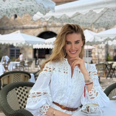 kristallaloka's profile picture. Life is like riding a bicycle. To keep your balance, you have to keep moving forward. America first, 🇺🇸Patriots🇺🇸, Make America great again, Trump supporter