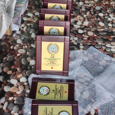 Md_Realm's profile picture. Artist 🎨👨🎨 • Painting | Printing | Engraving | Awards | Jotters | Banners | Clothes | Branding • UI Alumni • Barça❤️💙