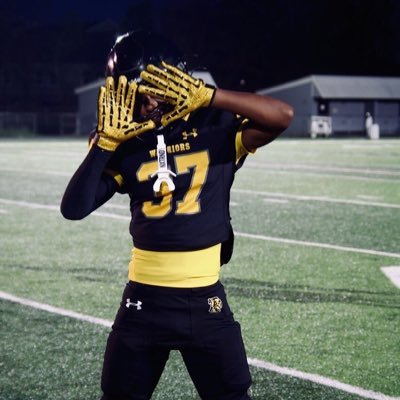 Isaiah Hardy C/O 2028/ Wr,Rb,Cb,/D’Iberville high school /5,8 148lbs/ contact/ lloeyking@gmail.com