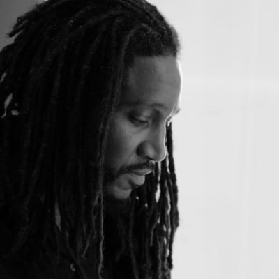 // author of #crown - the throne chronicles → there is beauty in the grey area.