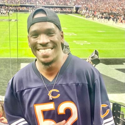 Father. Founder. CEO. ✨ World Travel for Cultural Insights | Sports fan of Bears, Bulls, Sox, Fighting Illini🏀🏈⚾ | Helping people & businesses grow everyday!