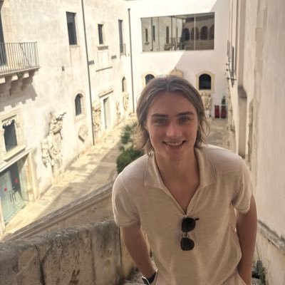 MSc @LSEEcHist • Writing about economic history at https://t.co/VJz21lOa4C • Banks, peasants, and all in between • Tasmanian fugitive