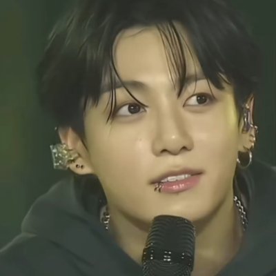 VeronicaPG13113's profile picture. Army from Italy, bts addicted