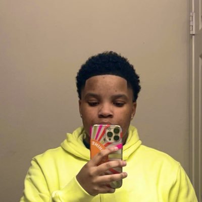 TeShiesty's profile picture. 09.20.2019 🕊️…