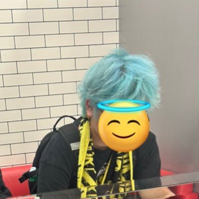 趣味▶︎古着屋漁り(バンT探し) 睡眠 音楽(ワンオクとマイファス) シャドバ始めました。楽しいです。特にナイトメア耐久して殴るの楽しい!
