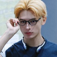🦦 美 (@withyufan) 's Twitter Profile