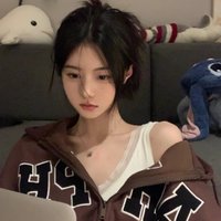 もえ (@huqhgugts2s7kh) 's Twitter Profile