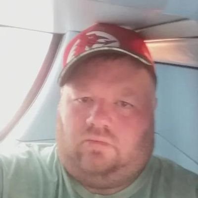 I am David from Manchester and now I live in teignmouth Devon England and I am 37 years old.