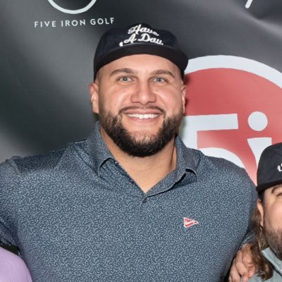 NJ Dad 🧔🏻♂️(but bald) Ball-Knower 🏈 Buckeye 🌰 Bears Fan 🐻 Co-Host @brilldumbshow 🎙️ Click “subscribe” on IG profile for sports picks, workouts, & more