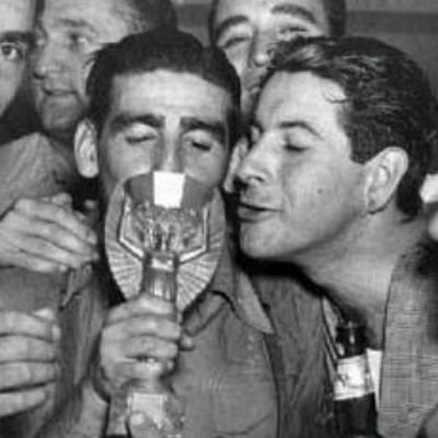 Simplemente el futbol q vale 68 millones
jajajjaaj 🇺🇾⚽️
🗓 28 de mayo 2025 la última vez