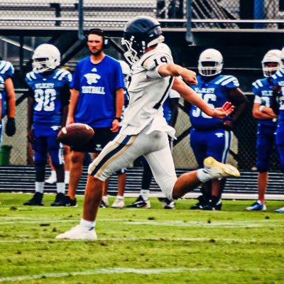 EvattSimmons's profile picture. 5’10" 155 lbs Il c/o 2029 Seneca High School (SC) II Two sport athlete 🏈👟II K/P II 4.4 GPA