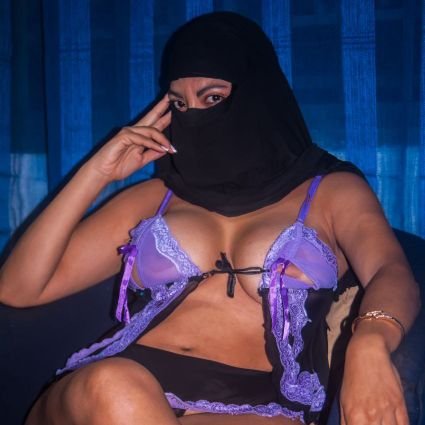 🚨🚨معلومة ليك
انا مش بتعرف على حد على تويتر في برنامج فى التويتة المثبتة حمله ونتعرف عليه 😘😘😘