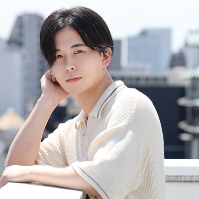 166㎝/55kg/27歳かなたです✨ Happiness 生粋の名古屋人🥰どえりゃあ末っ子気質でのんびり屋さんが生み出す至高のひととき👦 趣味:ディズニー好きなので夢の国が生活の一部になってます🏰カラオケ十八番はJohnnys🎤・劇団四季🎭 ・サウナで整うこと♨️ 好きな食べ物・飲み物:焼き肉🍖スタバ☕️