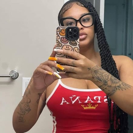 Kimberl48689312's profile picture. In God almighty I trust 🌤⭐️⛱️