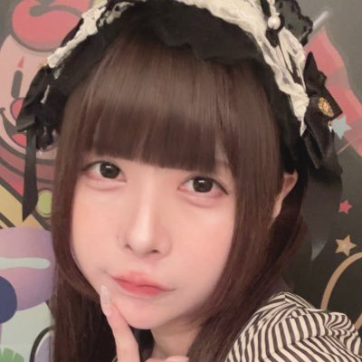 ショートコント 「人生」本垢→ @kururugi_ruru 166せんち蟹座O型 最近はお洋服作ったり、ゲスト出勤したりしてます。エペもします。