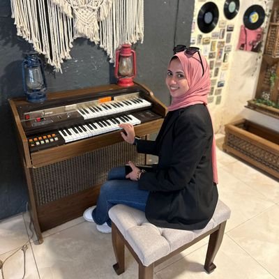 سكوتك عن ما لايرضيك ، تنازلاتك الأولى ، تغاضيك عن ما أتعبك ، إخفاءك لرفضك ، تحملك ، كتمانك ، جميعها صلابة لم تؤلم أحداً سواك