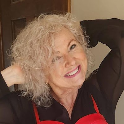 DebraY5264's profile picture. 