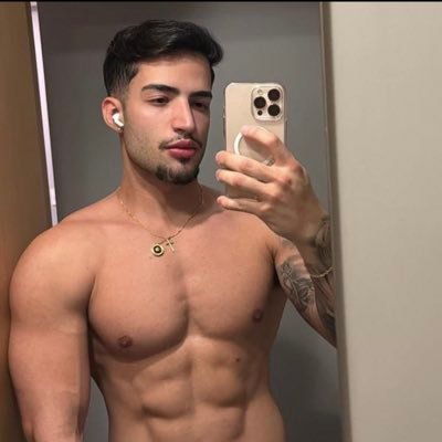 100videos por 10R$ 💦🫠 https://t.co/Xr4ZzAi0o6
