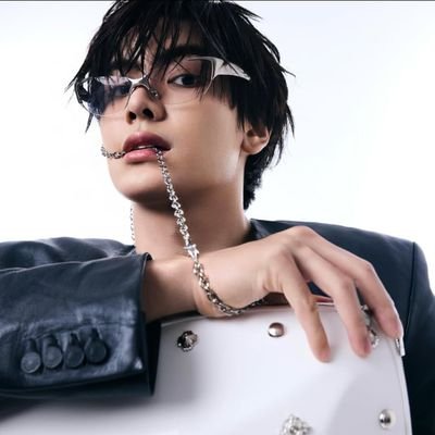 falsettochild03's profile picture. Urban design student | He/Him | 22 | mbb, swiftie, dive