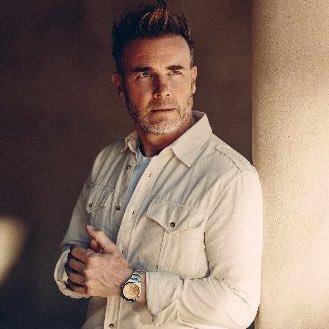 Gary Barlow official page, all others are fake.💿