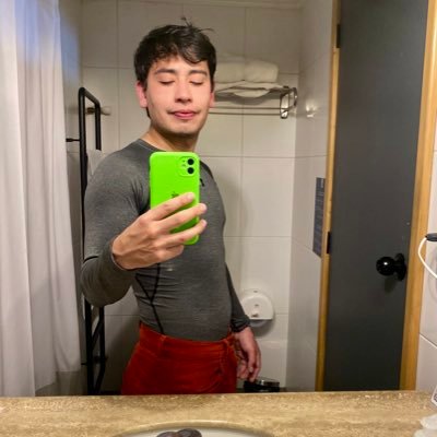 isaactopolis's profile picture. 🌊🤝✨