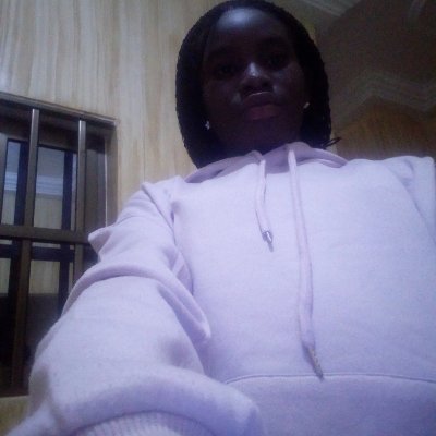 Sylvernayalyra's profile picture. 