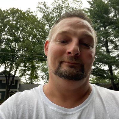 BergeyAaro4184's profile picture. 