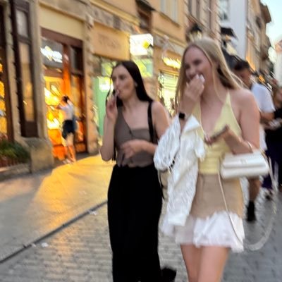 LNUAwFsDOc4Zh1's profile picture. 