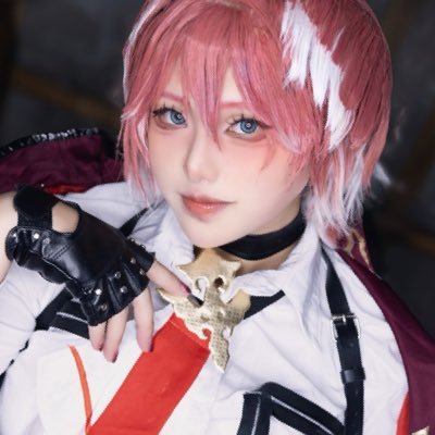 cos_yuro's profile picture. 超絶鬼重加工星人 よろしくお願いします🙇‍♀️ 🗓️ 雑多 どのジャンルも飽きないです大好き